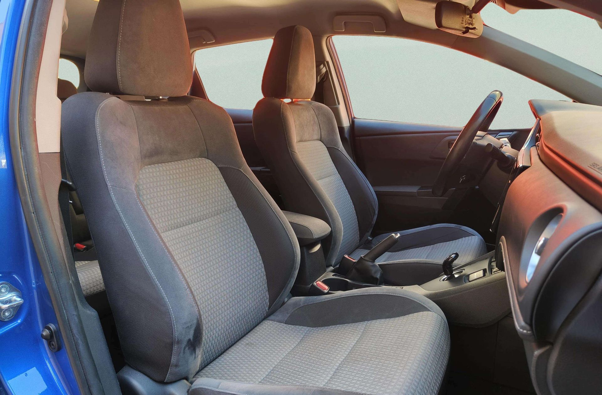 Toyota Auris 140H Hybrid Feel! - foto 15