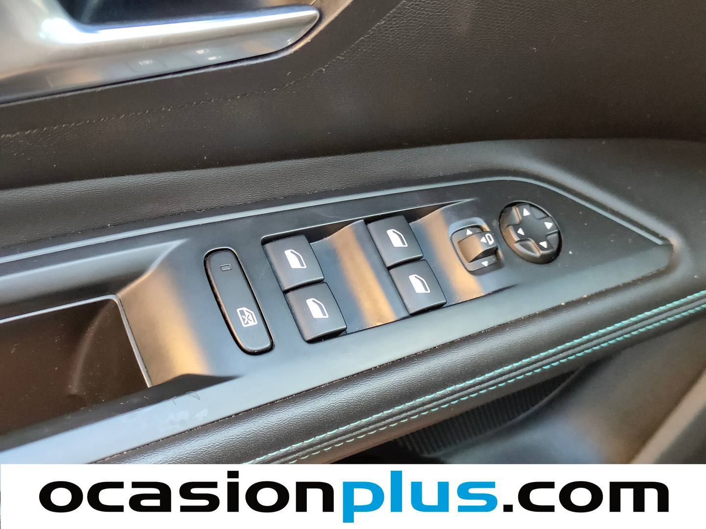 Foto Peugeot 5008 Peugeot 5008 PureTech 130 S&S Allure EAT8 (130 CV) 7 Plazas