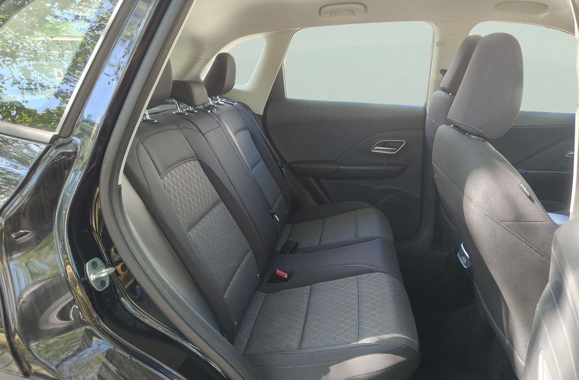 MG ZS 1.5 Hybrid+ Standard - foto 16