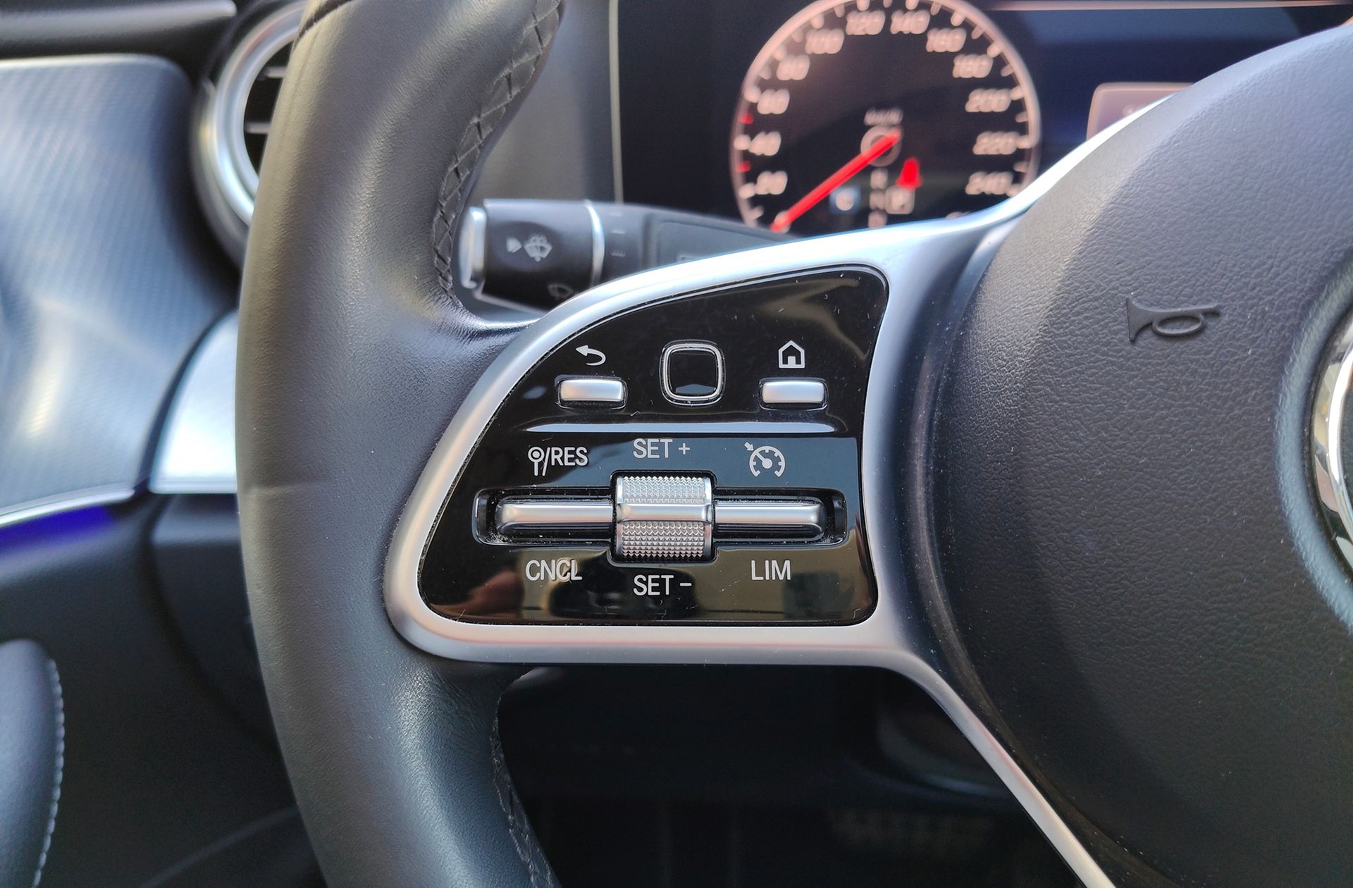 Mercedes-Benz Clase E 220 d - foto 29