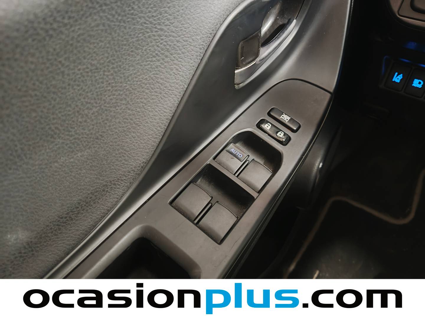 Foto Toyota Yaris Toyota Yaris 100H Feel Limited Edition (100 CV)