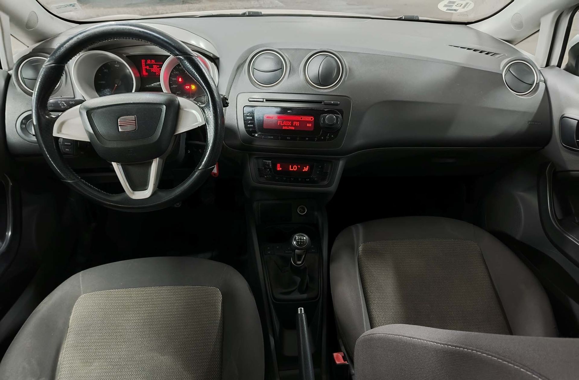 SEAT Ibiza 1.6 TDI DPF Style - foto 6