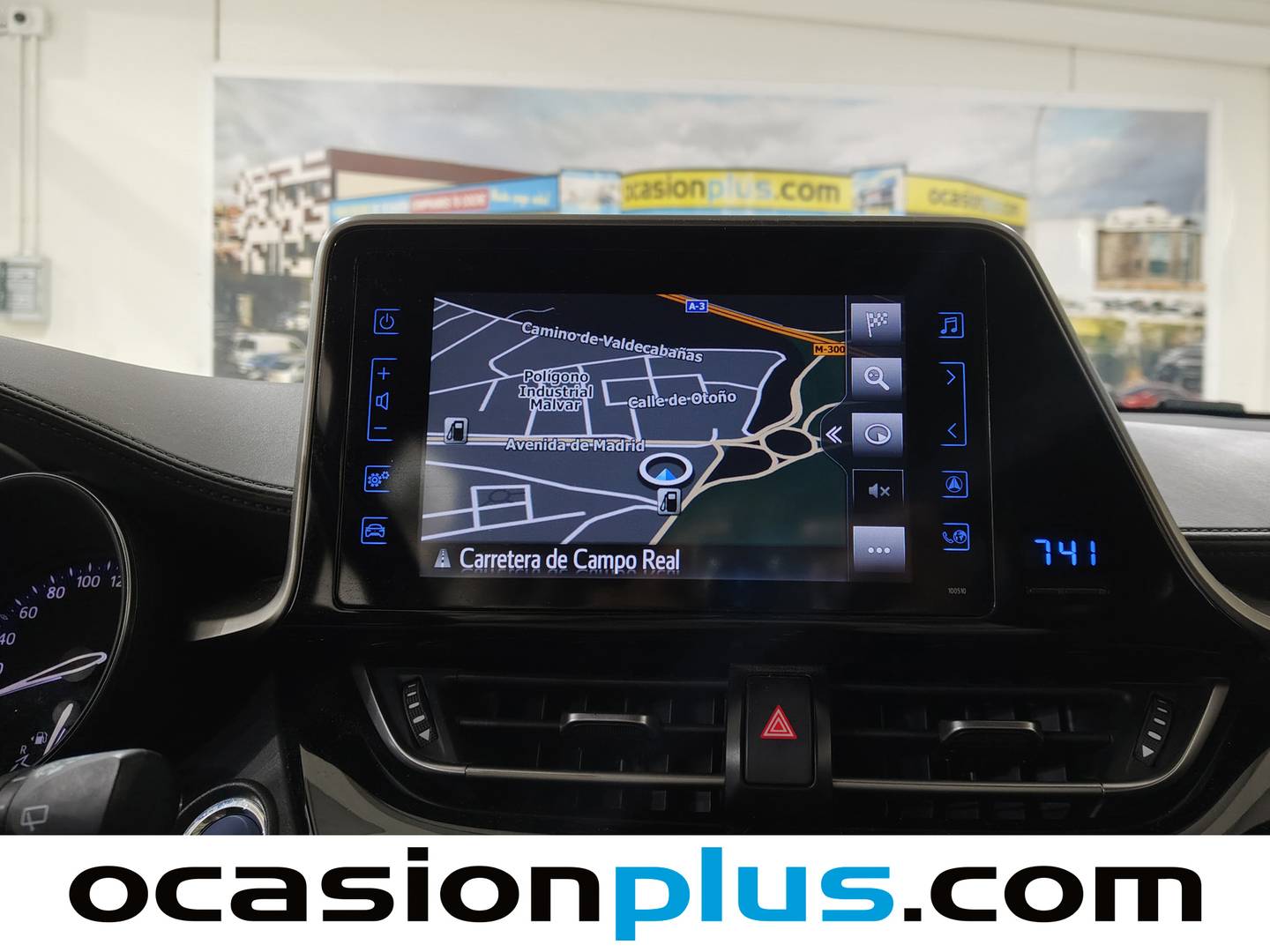 Foto Toyota C-HR Toyota C-HR 1.8 125H Advance (122 CV)