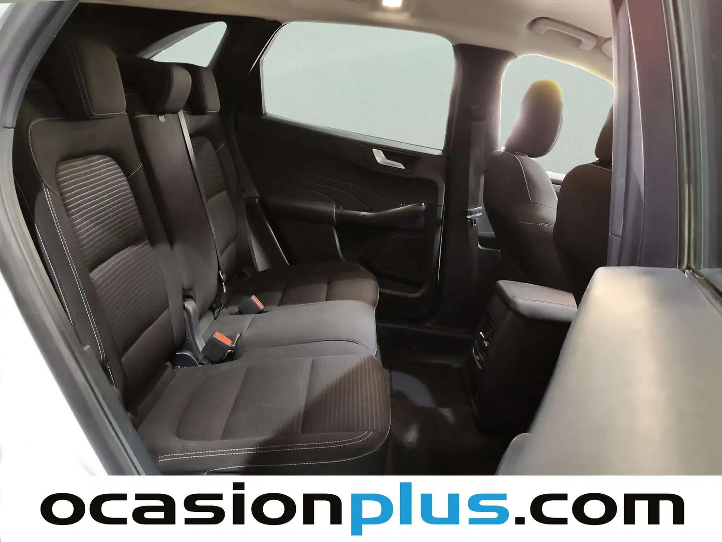 Foto Ford Kuga Ford Kuga 1.5 EcoBlue Titanium Auto (120 CV)