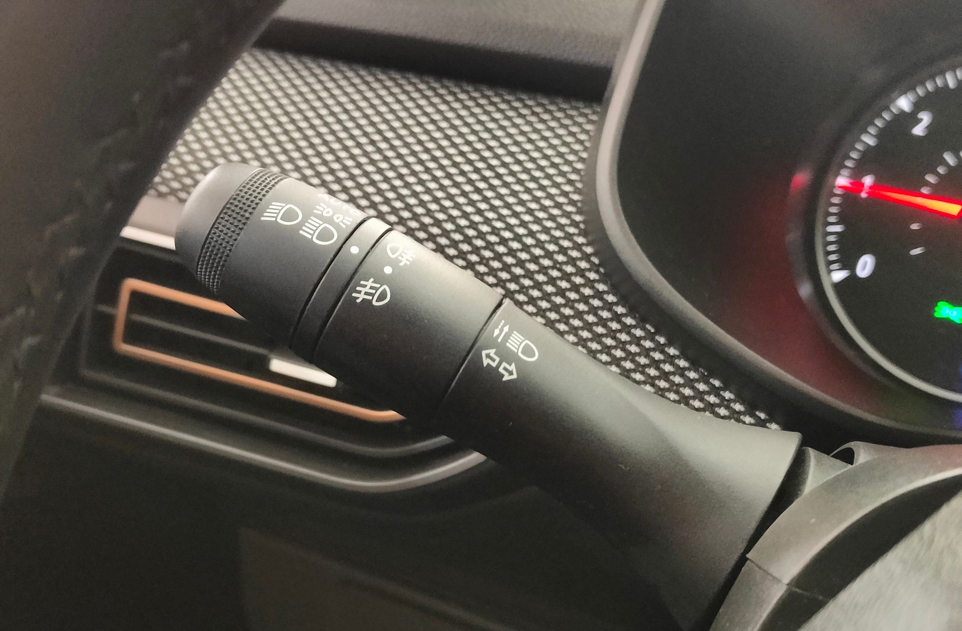 Dacia Sandero Stepway Expression TCe - foto 27