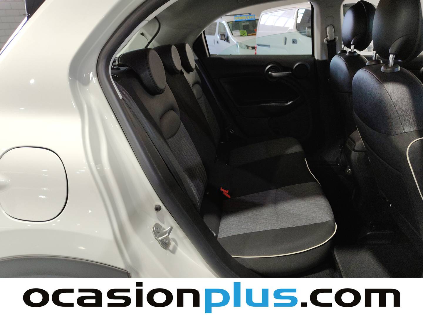 Foto Fiat 500X Fiat 500X 1.6 MultiJet City Cross 4x2 DCT (120 CV)