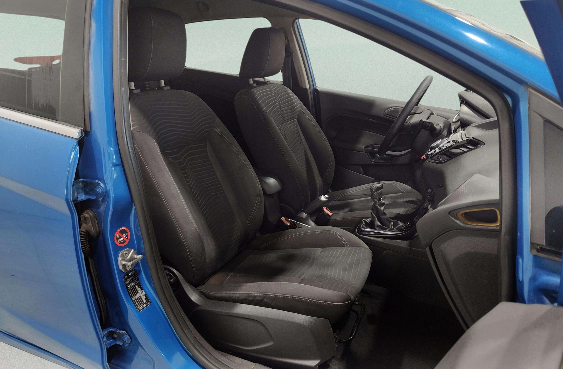 Ford Fiesta 1.0 EcoBoost Titanium - foto 14