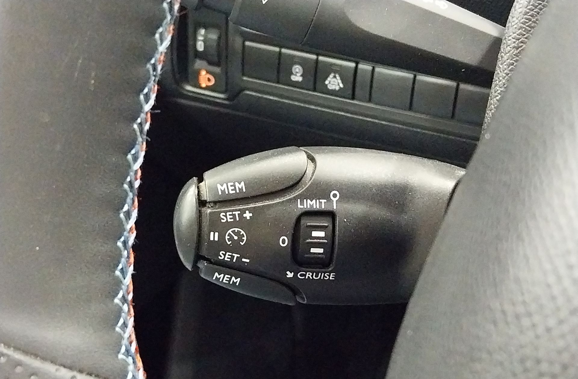 Peugeot 308 Active Pack BlueHDi - foto 23