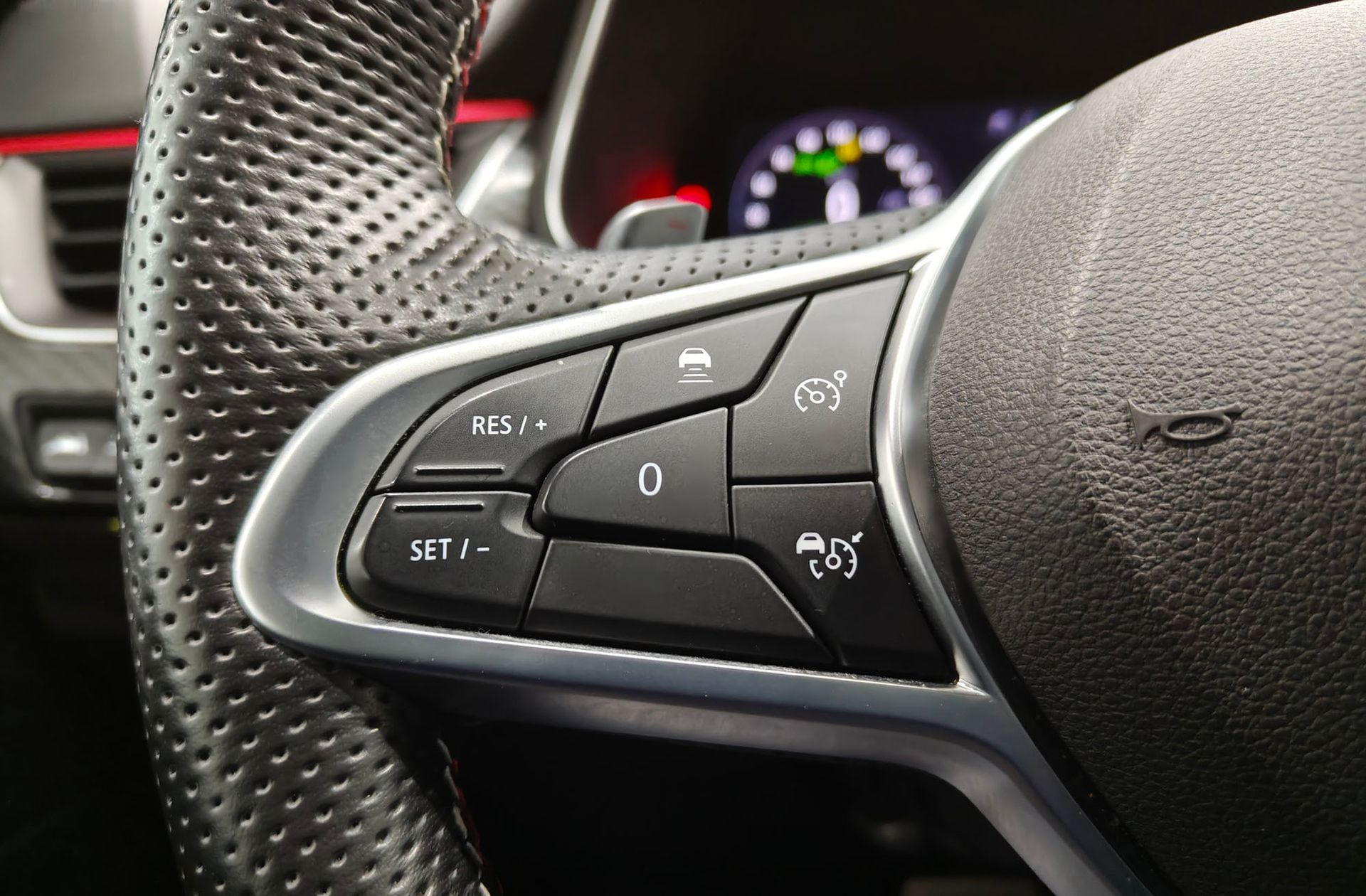 Renault Arkana RS Line TCe EDC Microhíbrido - foto 32