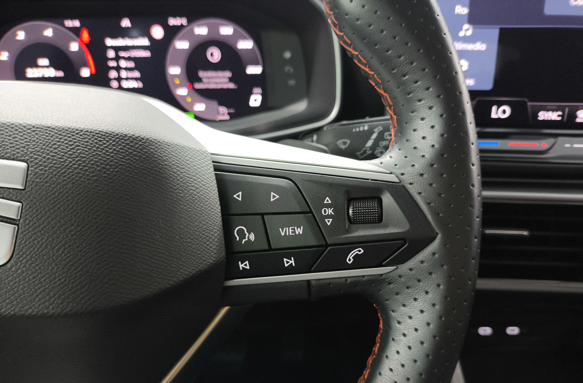 SEAT León ST 2.0 TDI FR XS DSG - foto 29