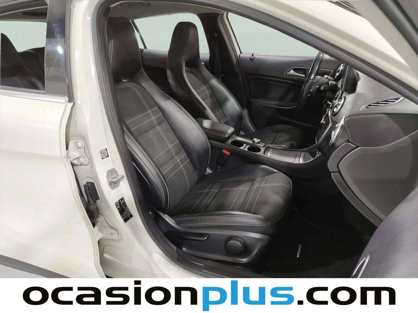 Foto Mercedes GLA Mercedes-Benz GLA GLA 200 CDI Urban (136 CV)