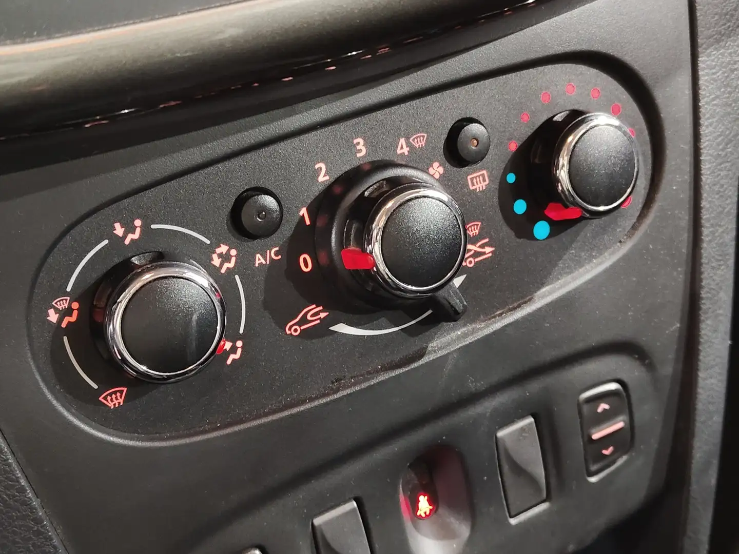 Foto Dacia Sandero Dacia Sandero Laureate dCi (90 CV)