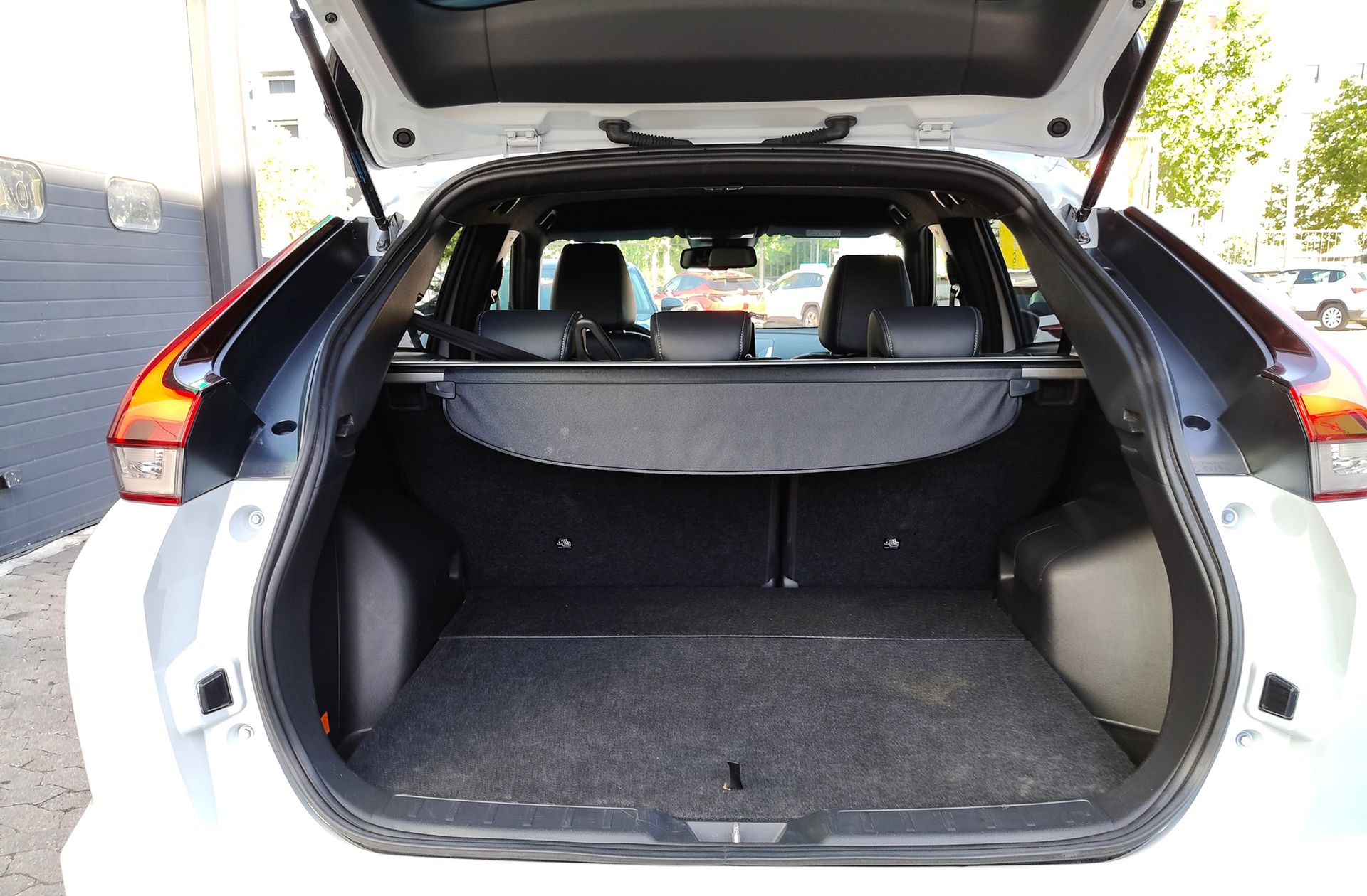 Mitsubishi Eclipse Cross 2.4 PHEV Kaiteki 4WD - foto 16