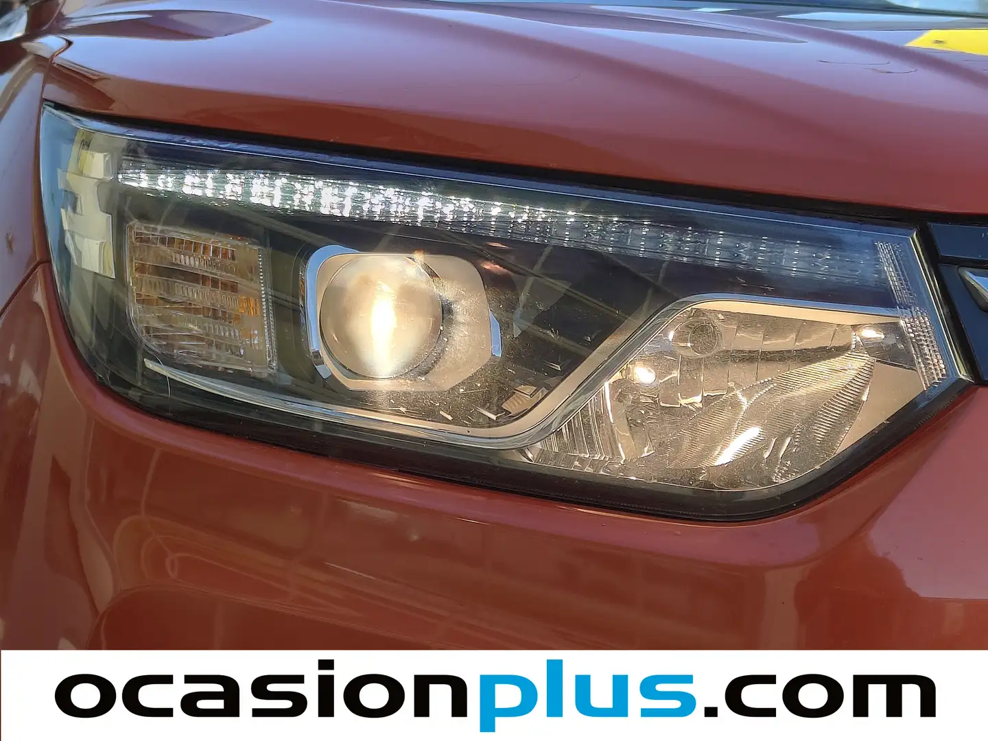 Foto SsangYong Tivoli Ssangyong Tivoli Ssangyong Tivoli G15T Limited Auto (163 CV)