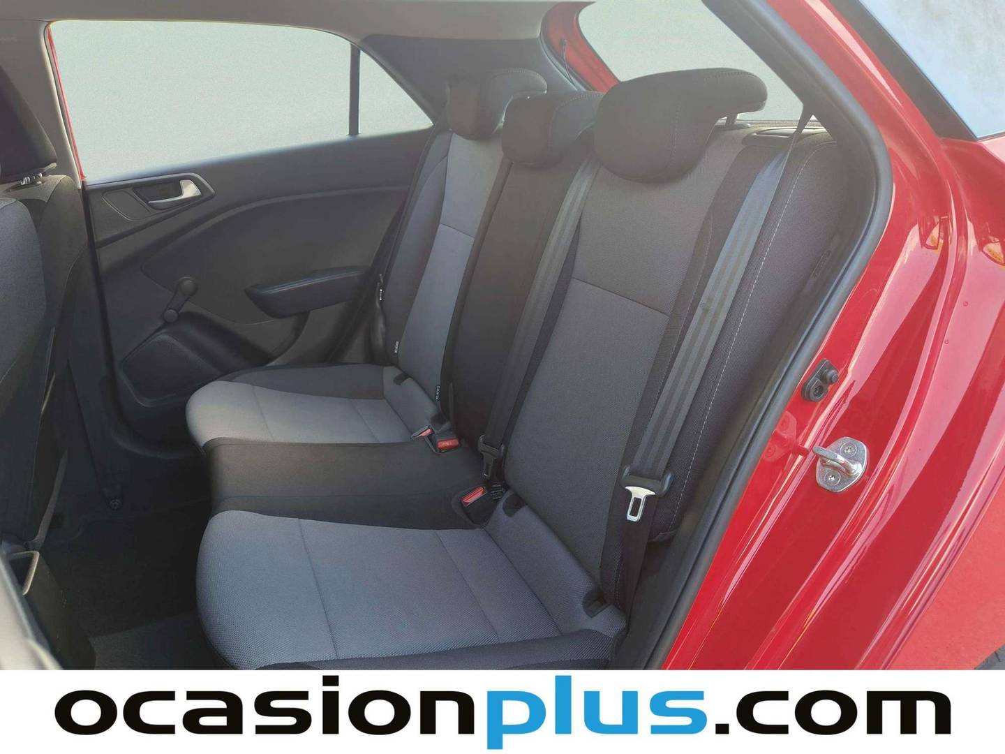 Foto asientos traseros Hyundai i20 Hyundai i20 1.2 MPI Essence LE (75 CV)