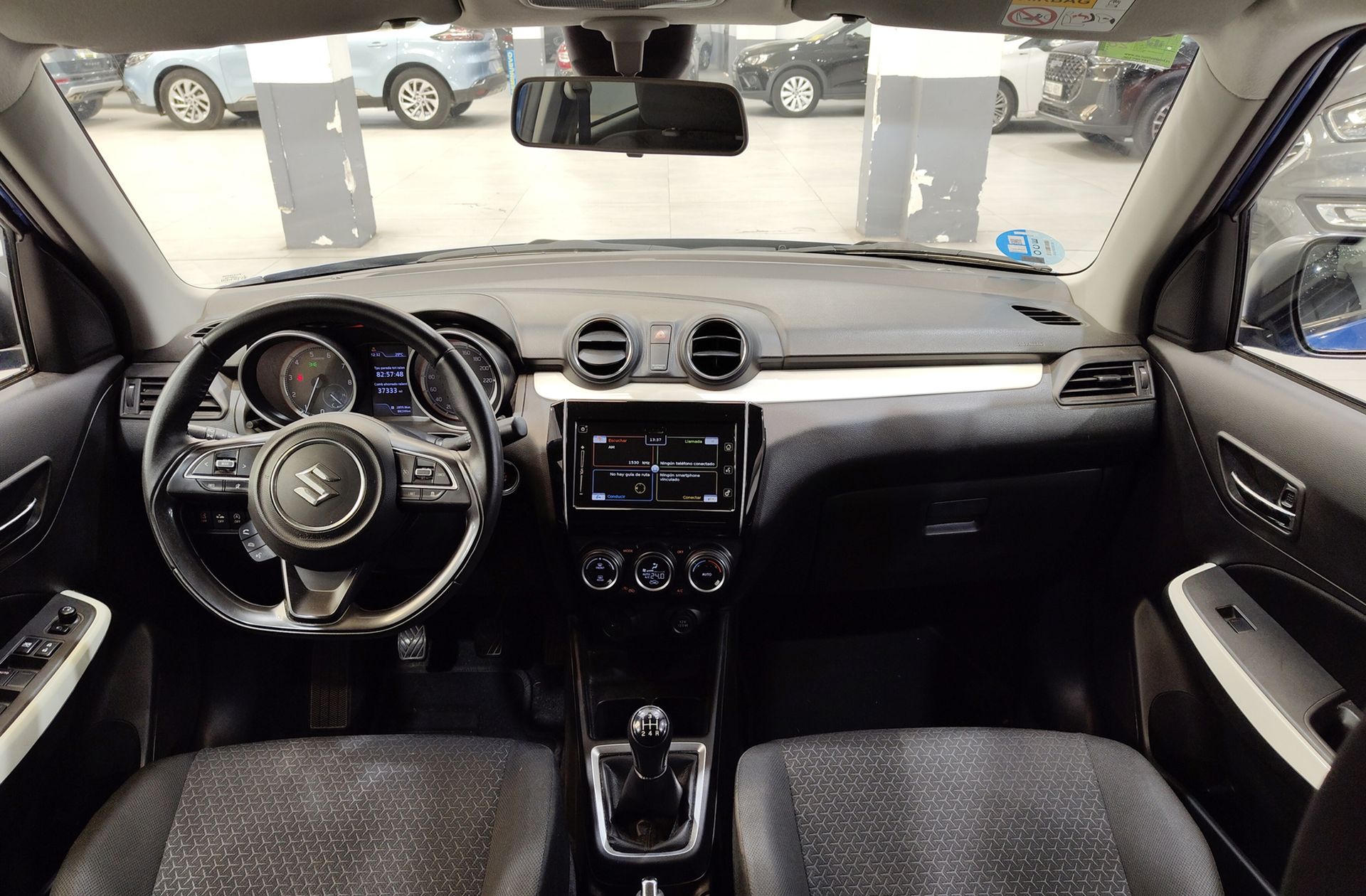 Suzuki Swift 1.2 GLX Mild Hybrid - foto 8