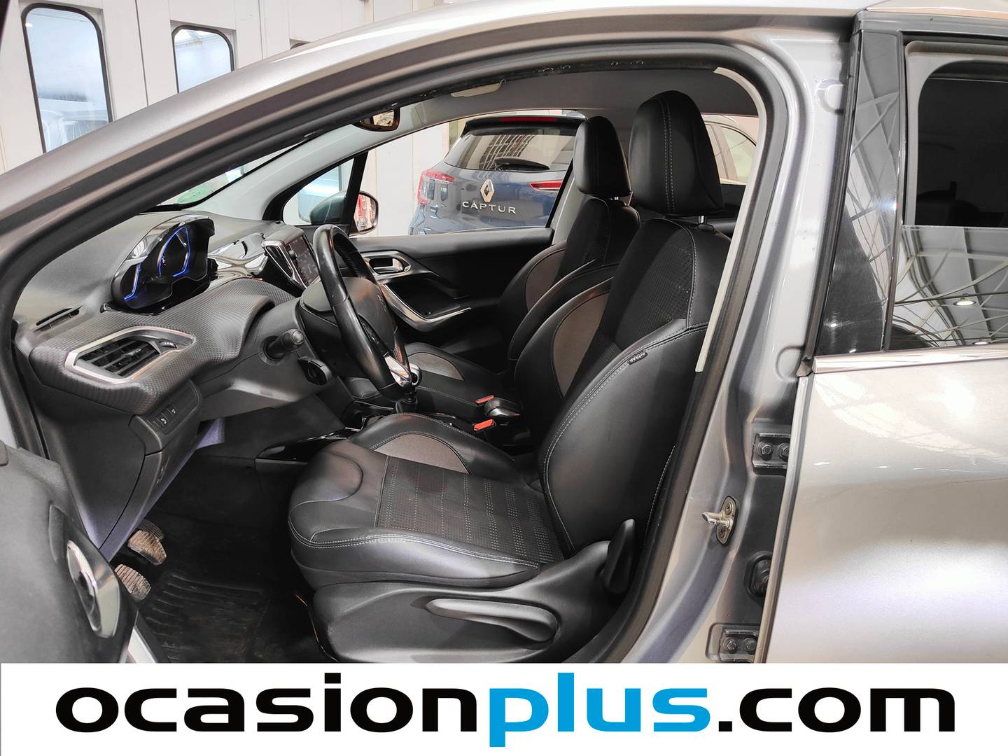 Foto asientos delanteros Peugeot 2008 Peugeot 2008 BlueHDi 120 S&S Allure (120 CV)
