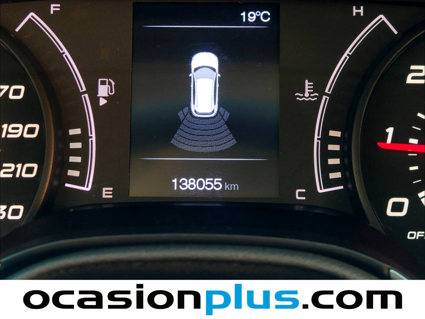 Equipamiento del Fiat Tipo Fiat Tipo 1.6 Multijet Lounge (120 CV)