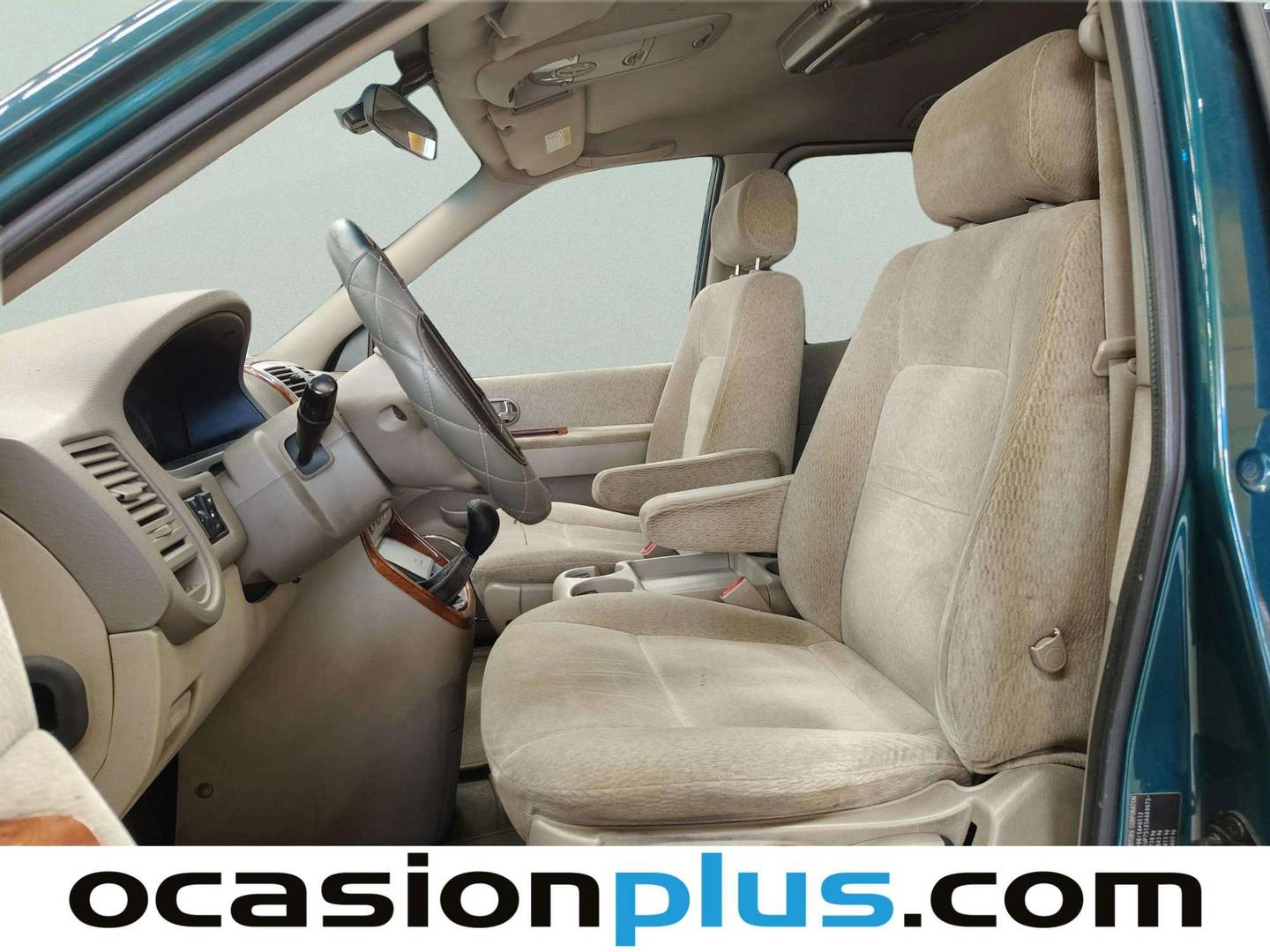 Foto asientos delanteros KIA Carnival KIA Carnival 2.9 CRDI EX (144 CV) 6 Plazas
