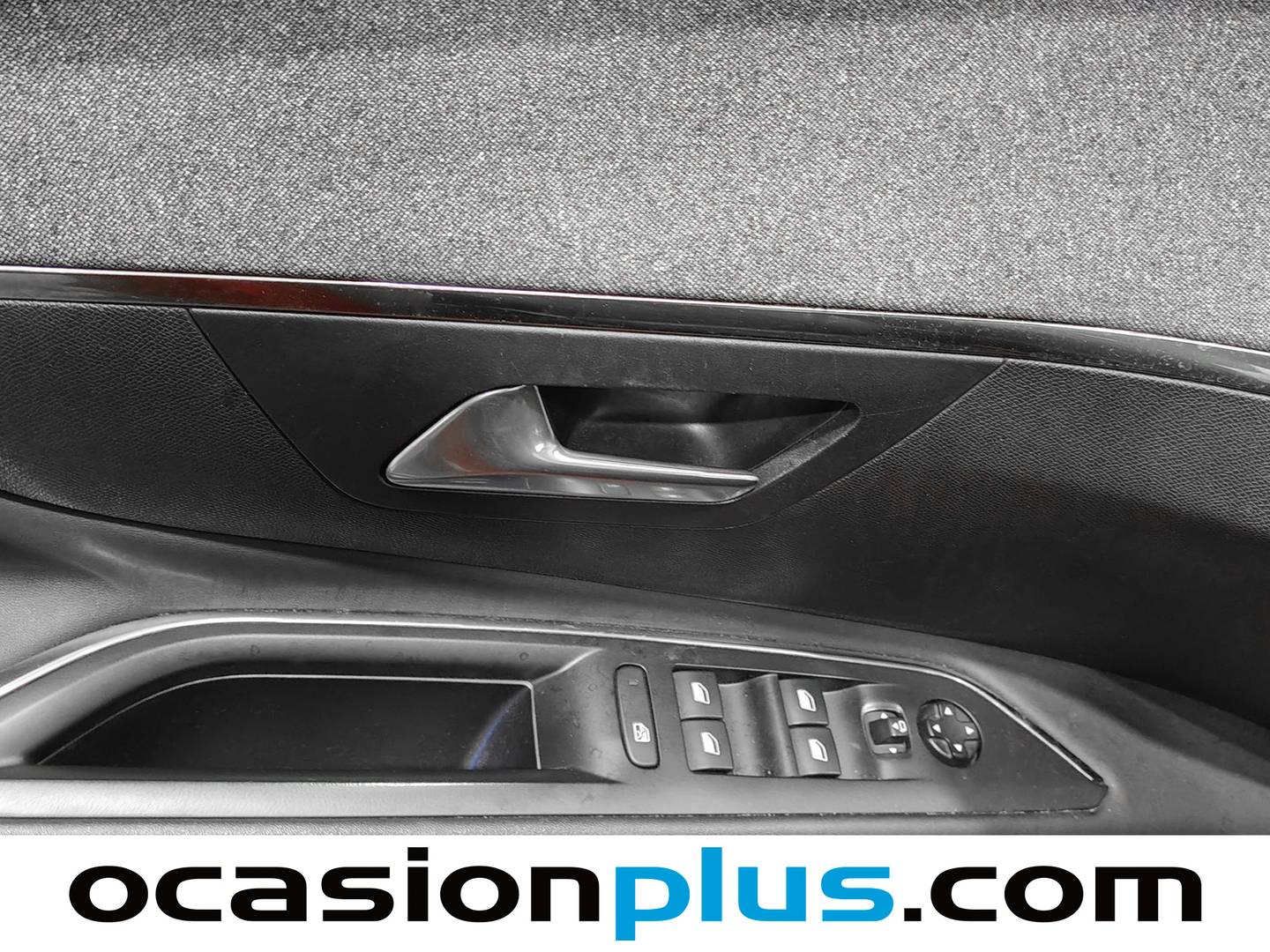 Foto Peugeot 3008 Peugeot 3008 BlueHDI 130 S&S GT Line EAT8 96 kW (130 CV)