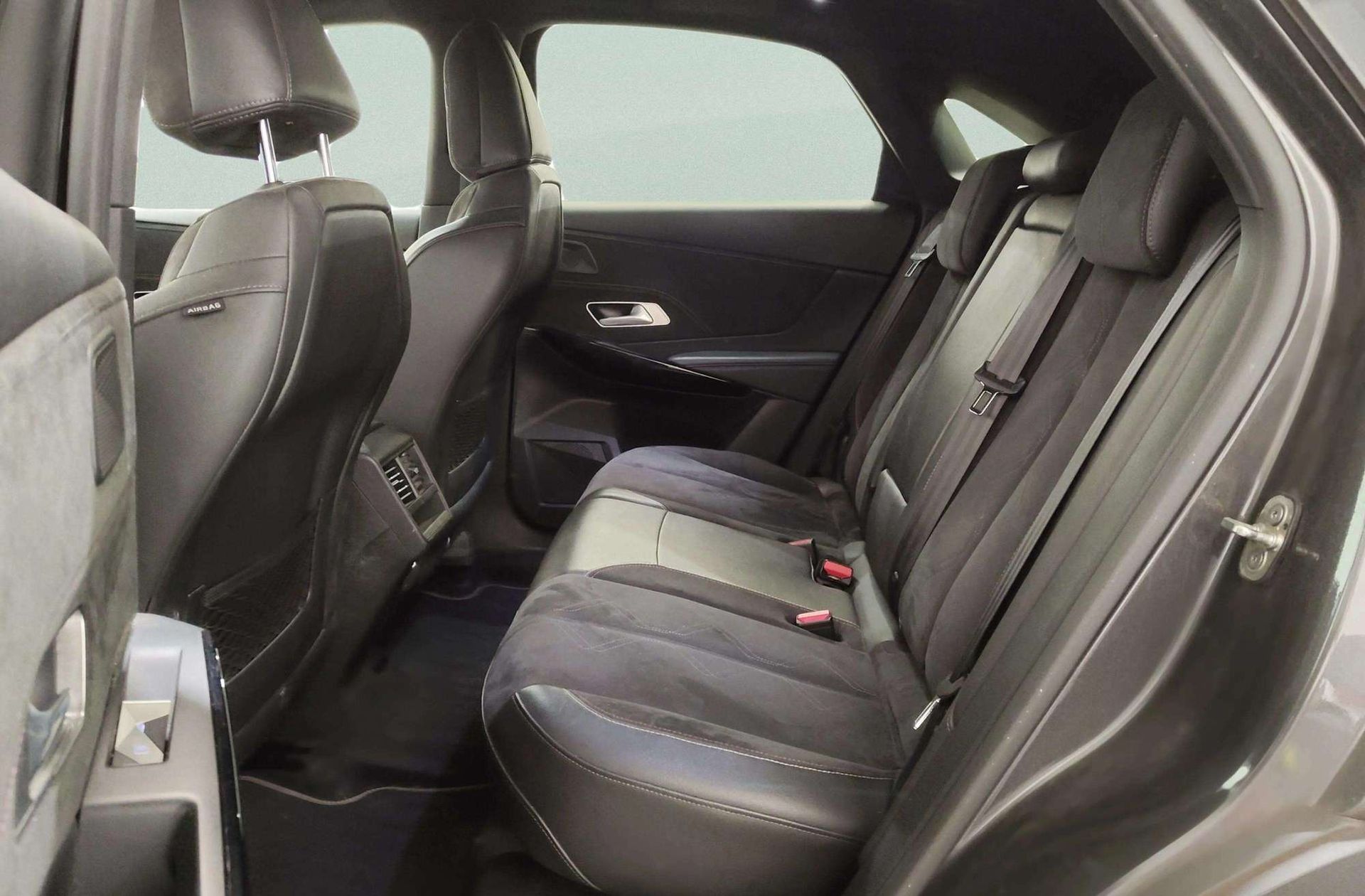 DS 7 Crossback BlueHDi 130 Performance Line - foto 12