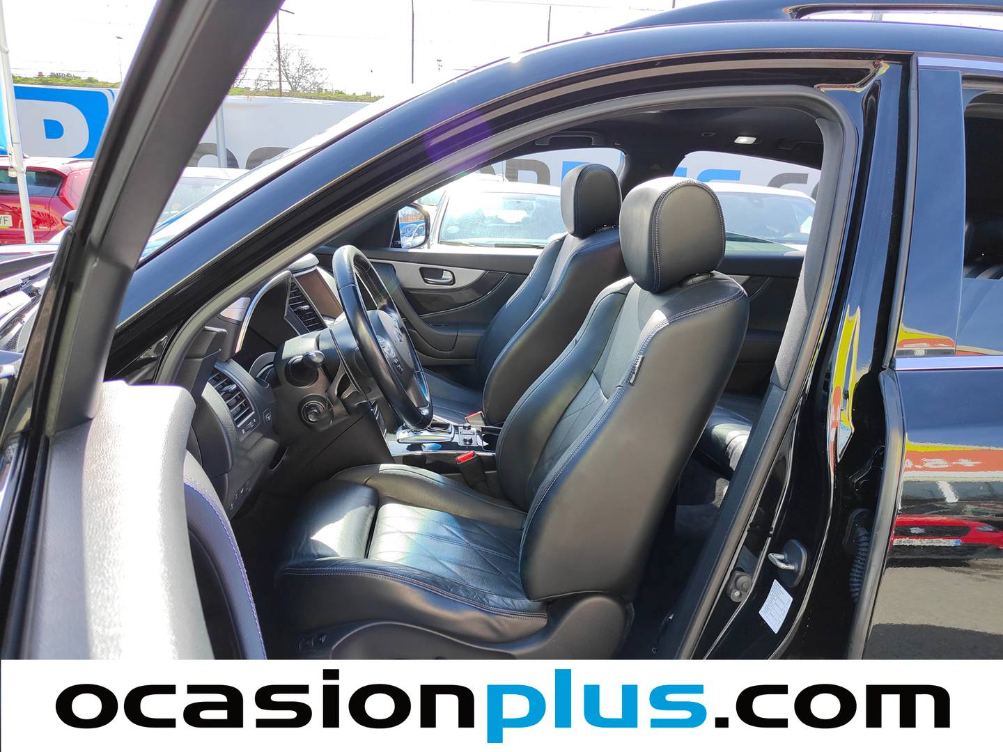 Foto asientos delanteros Infiniti QX70 Infiniti QX70 3.0 D S Premium (238 CV)