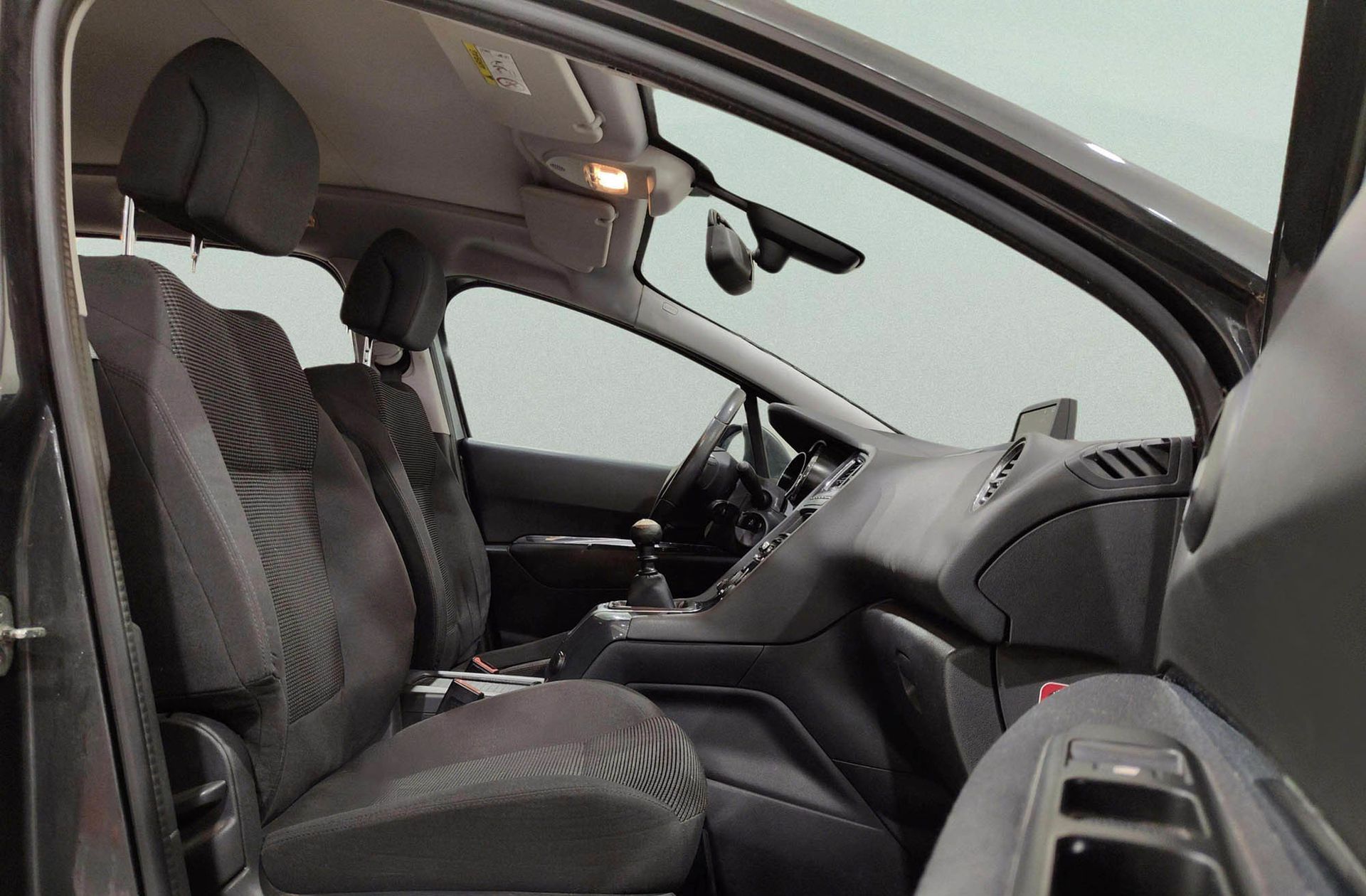 Peugeot 5008 1.6 BlueHDi FAP Allure 7 plazas - foto 17