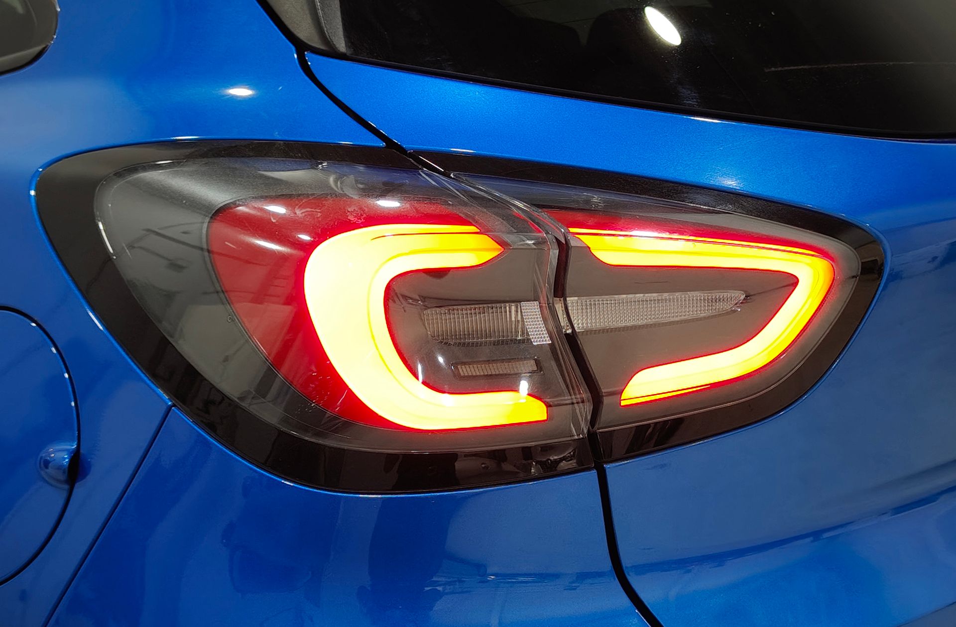 Ford Puma 1.0 EcoBoost MHEV Titanium - foto 16