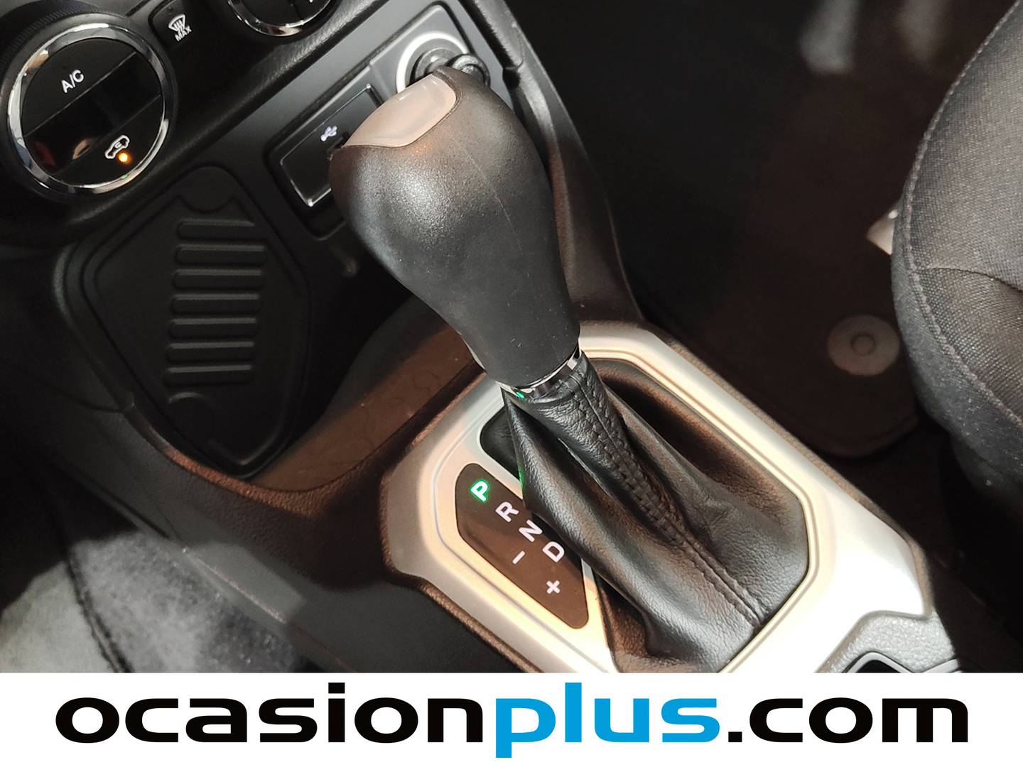 Foto Jeep Renegade Jeep Renegade 1.6 Multijet Longitude 4x2 DDCT E6 (120 CV)