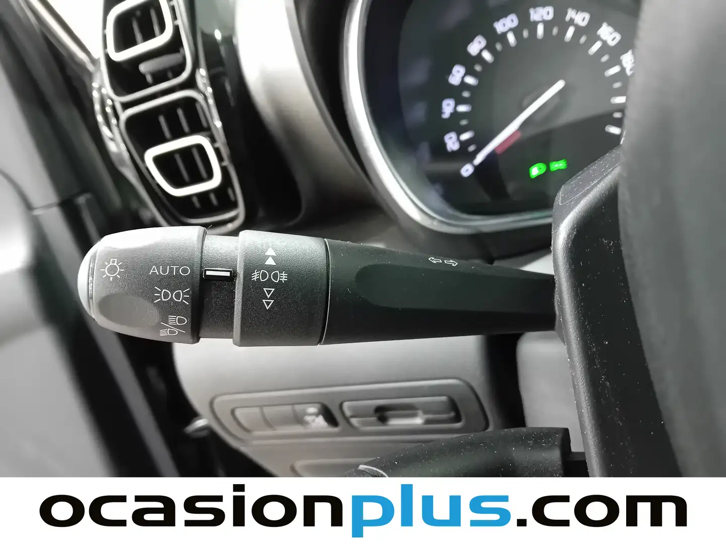 Foto Citroën C3 Aircross Citroen C3 Aircross PureTech 110 S&S Shine (110 CV)