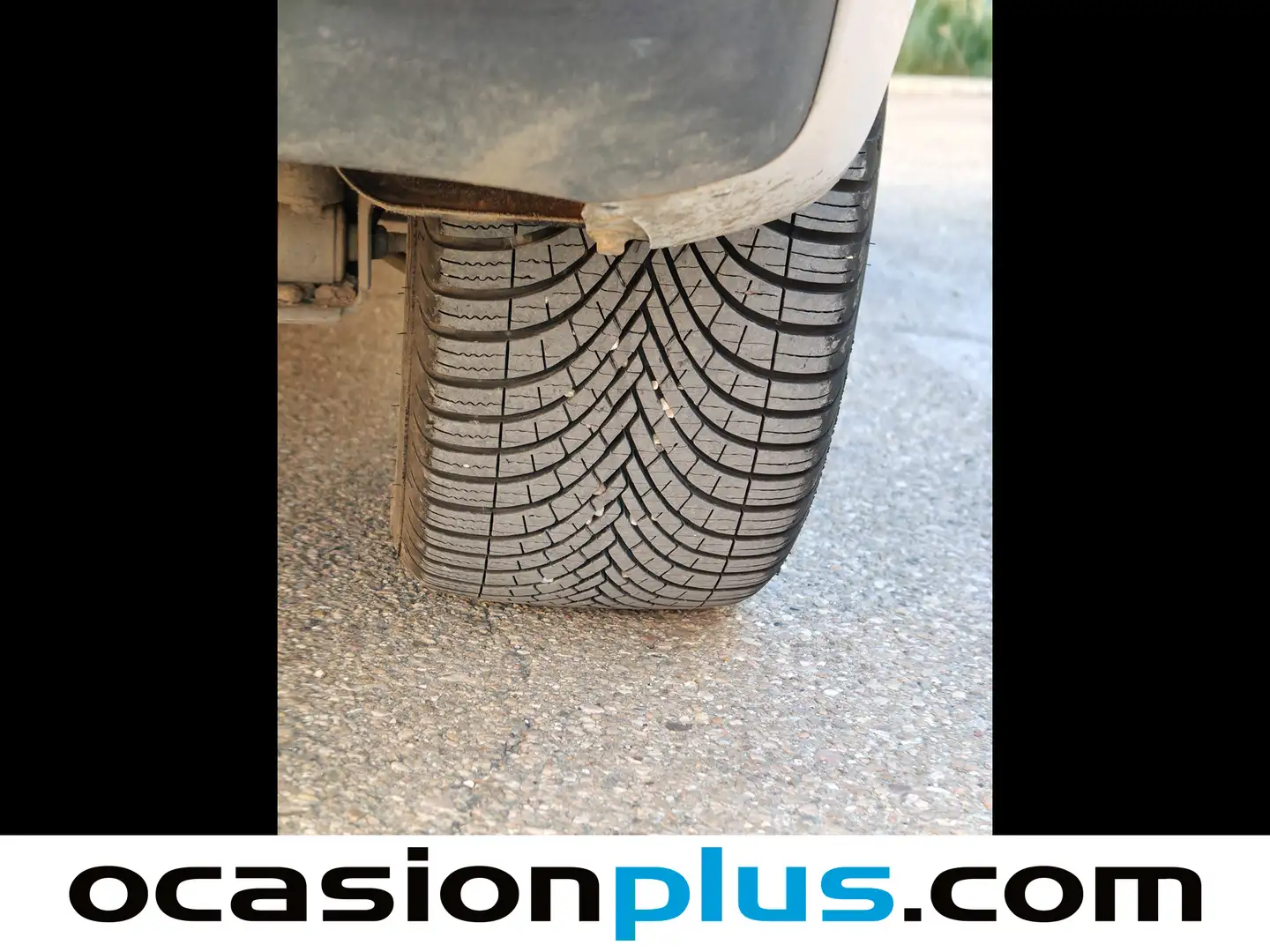 Foto KIA Carens Kia Carens 1.6 GDi Drive (135 CV)