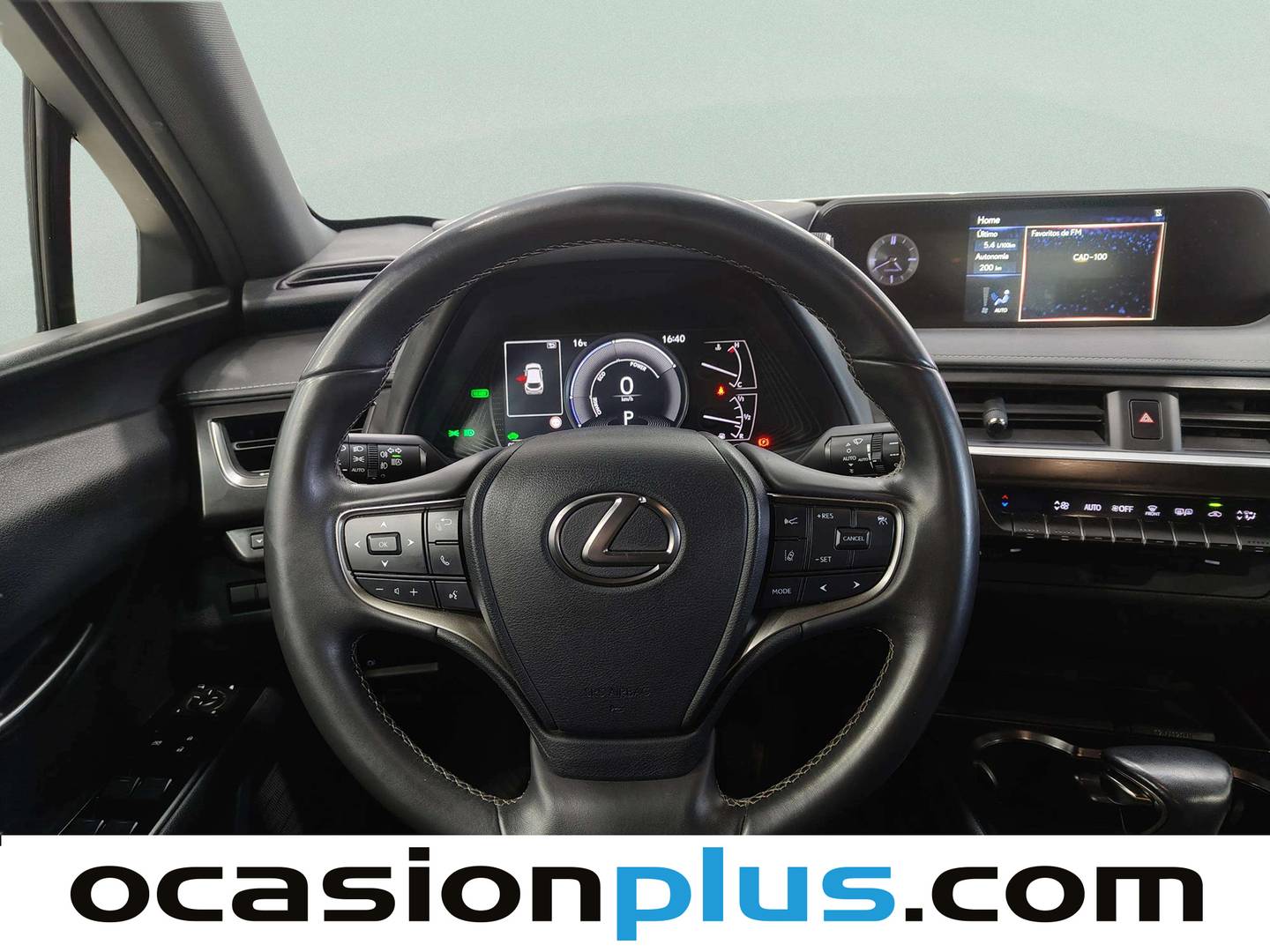 Foto Lexus UX Lexus UX 250h Style (184 CV)