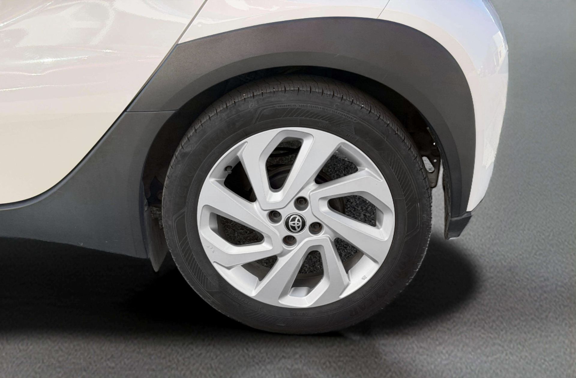 Toyota Aygo X 1.0 VVT-I Play - foto 30