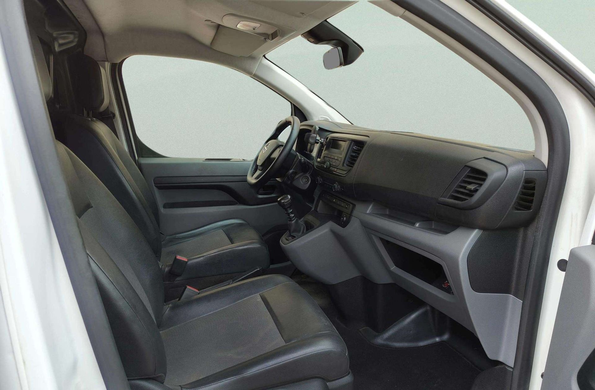 Opel Vivaro Furgon 1.5 Diesel S Standart Express - foto 14