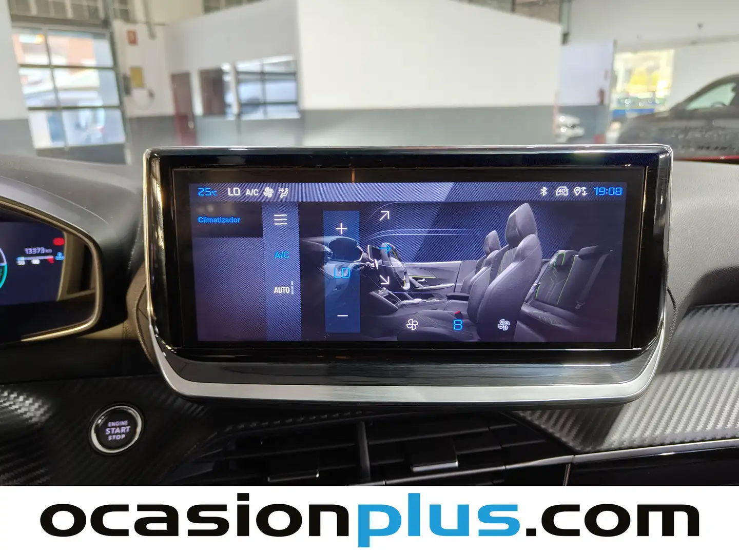 Foto Peugeot 2008 Peugeot 2008 Allure Hybrid eDCS6  (136 CV)