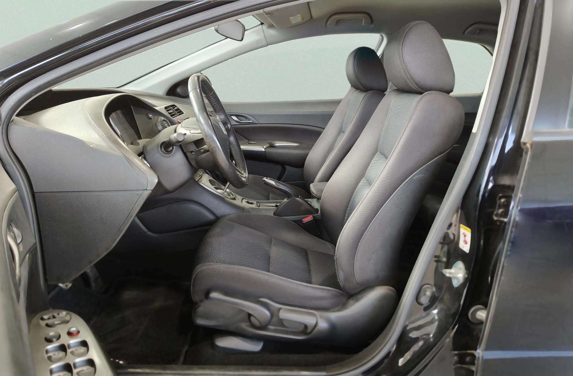 Honda Civic 1.4 i-VTEC Sport - foto 10