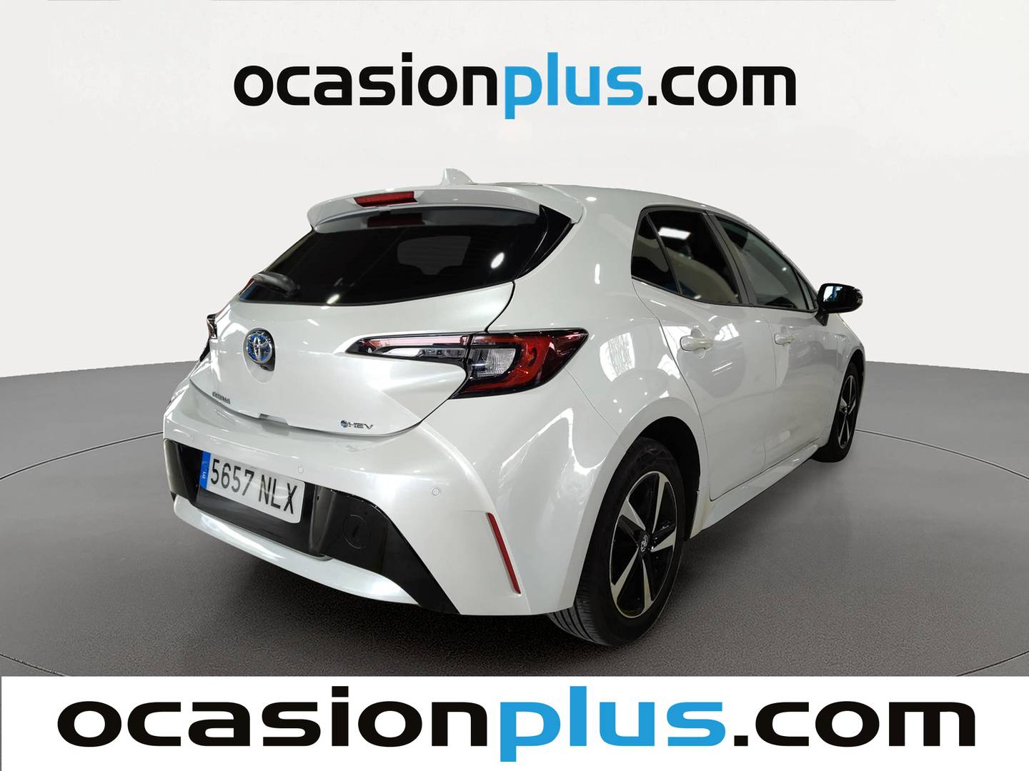 Foto trasera Toyota Corolla Toyota Corolla 140H Active (140 CV) derecha