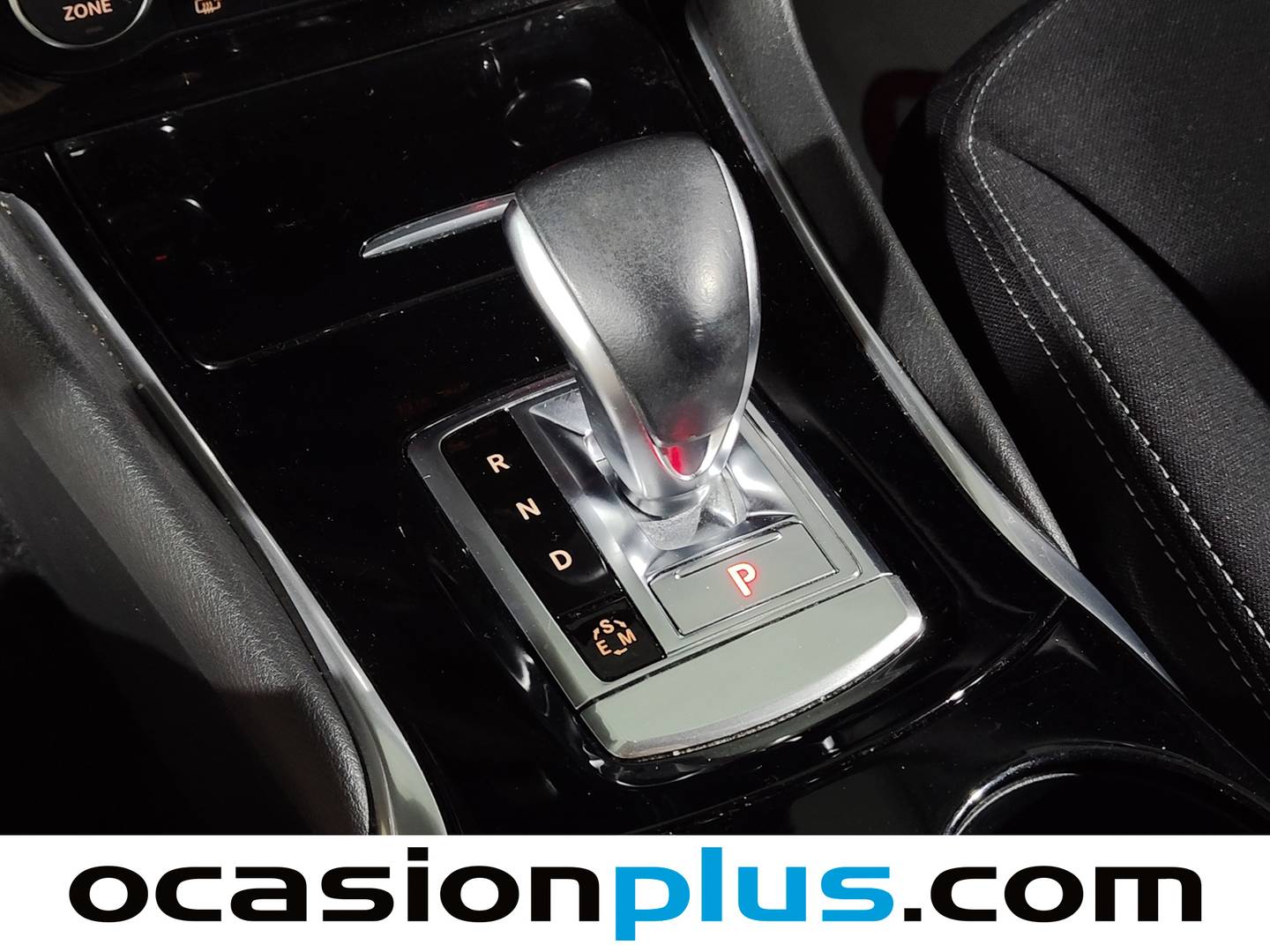 Foto Infiniti Q30 Infiniti Q30 1.6 TC Premium 7DCT (156 CV)