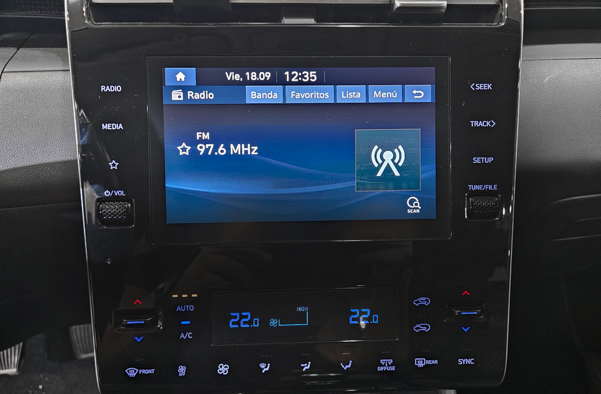 Hyundai Tucson 1.6 CRDi Maxx - foto 31