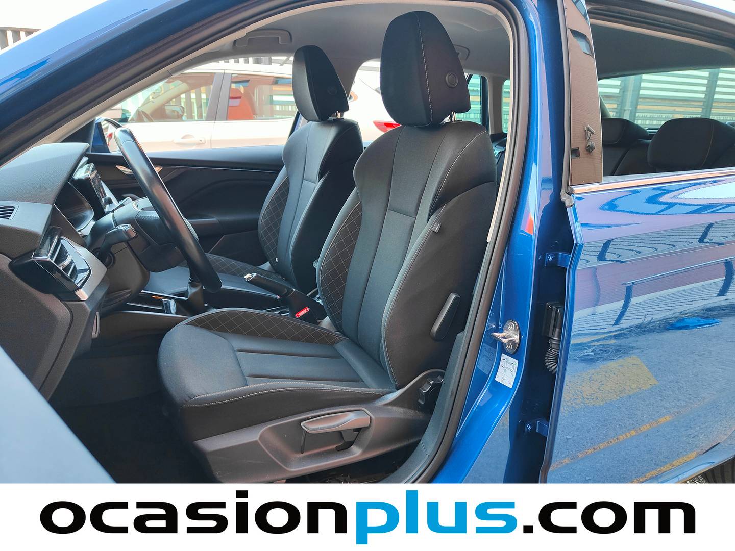 Foto asientos delanteros Skoda Kamiq Skoda Kamiq 1.5 TSI Emotion (150 CV)