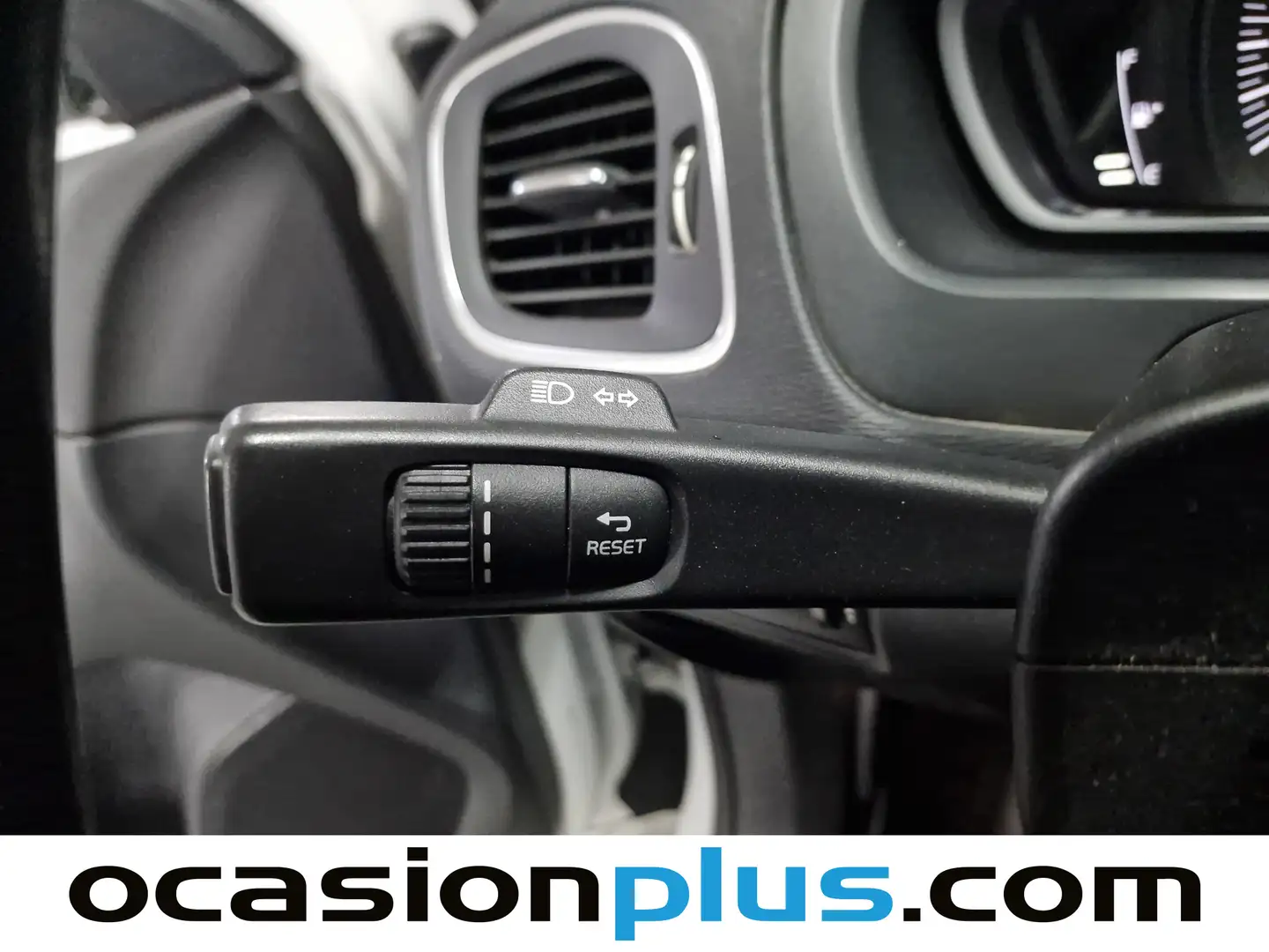 Foto Volvo V40 Volvo V40 D2 Kinetic (120 CV)