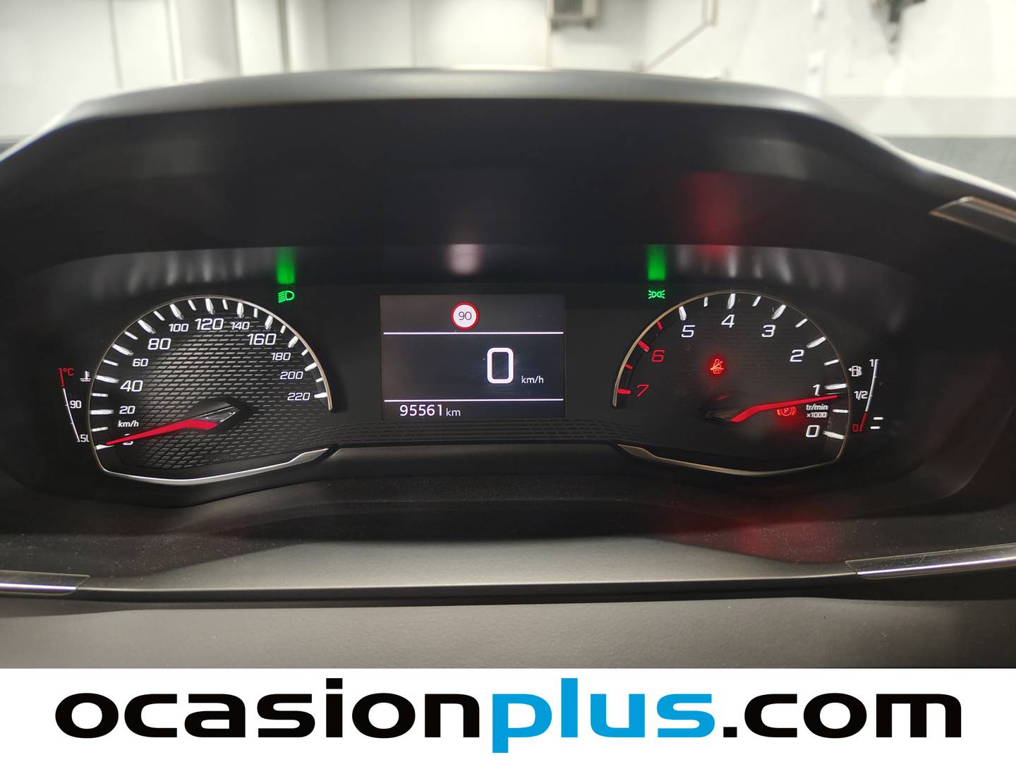 Foto Peugeot 2008 Peugeot 2008 PureTech 100 S&S Allure (100 CV)