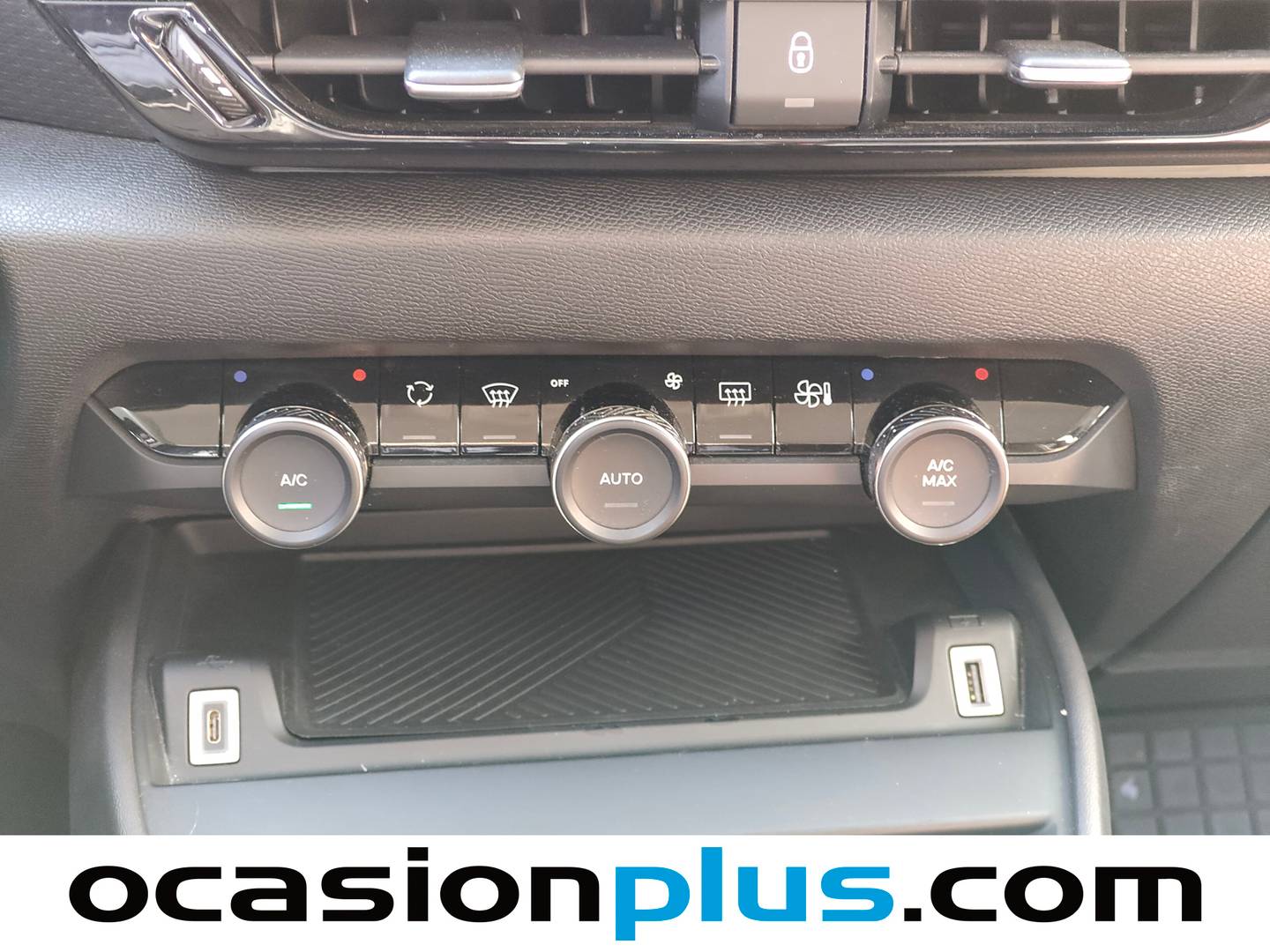 Paquetes del Citroën C4 Citroen C4 BlueHDi 110 S&S Feel Pack (110 CV)
