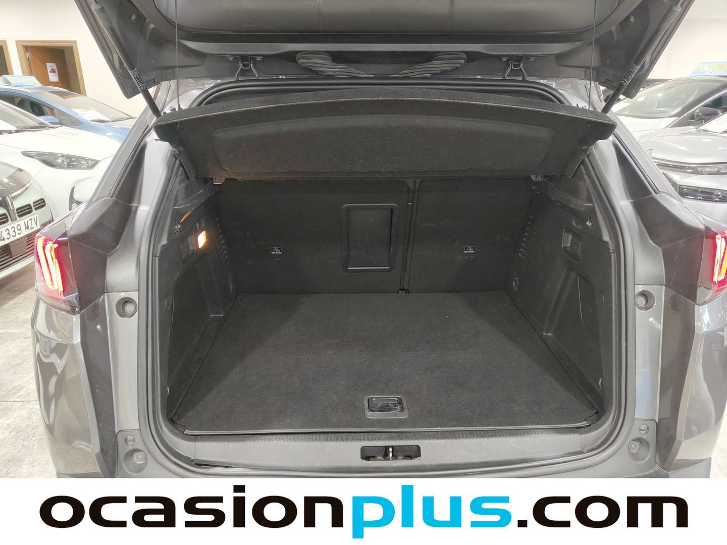 Foto Peugeot 3008 Hybrid Peugeot 3008 Hybrid 300 Allure Pack e-EAT8 (300 CV)