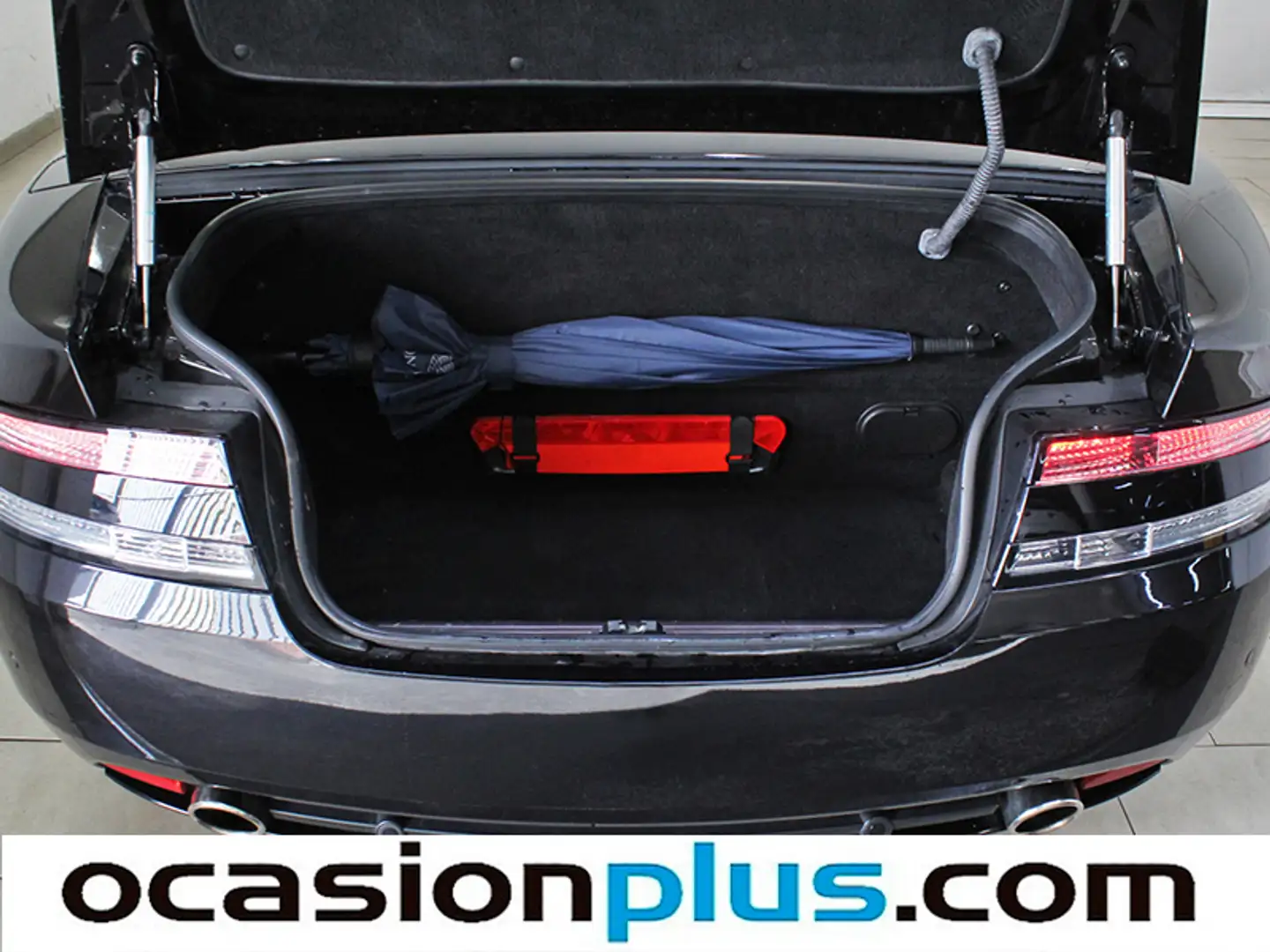 Foto Aston Martin DB9 Aston Martin DB9 Cabrio 5.9 Volante Touchtronic 2 (450 CV)