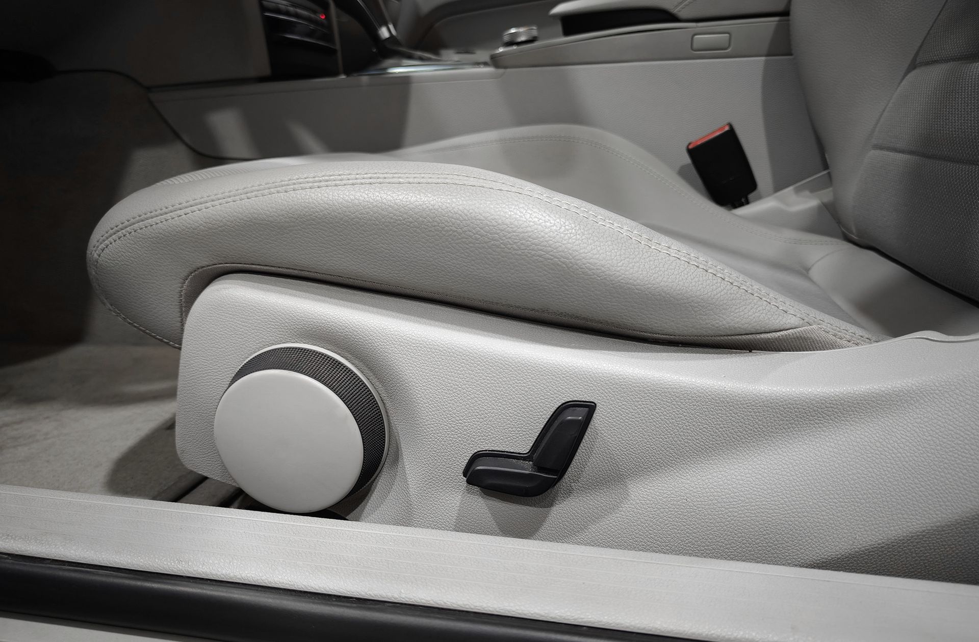 Mercedes-Benz Clase E E 220 CDI Coupe BE Elegance - foto 12