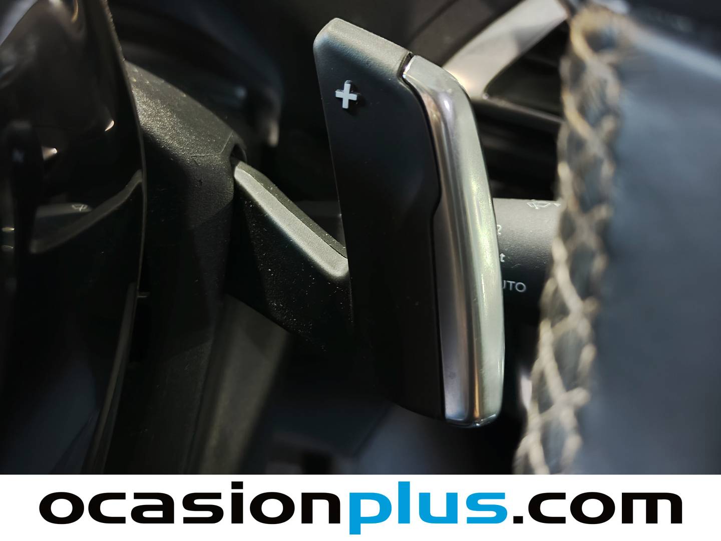 Foto Peugeot 3008 Peugeot 3008 PureTech 130 S&S Allure Pack EAT8  (130 CV)