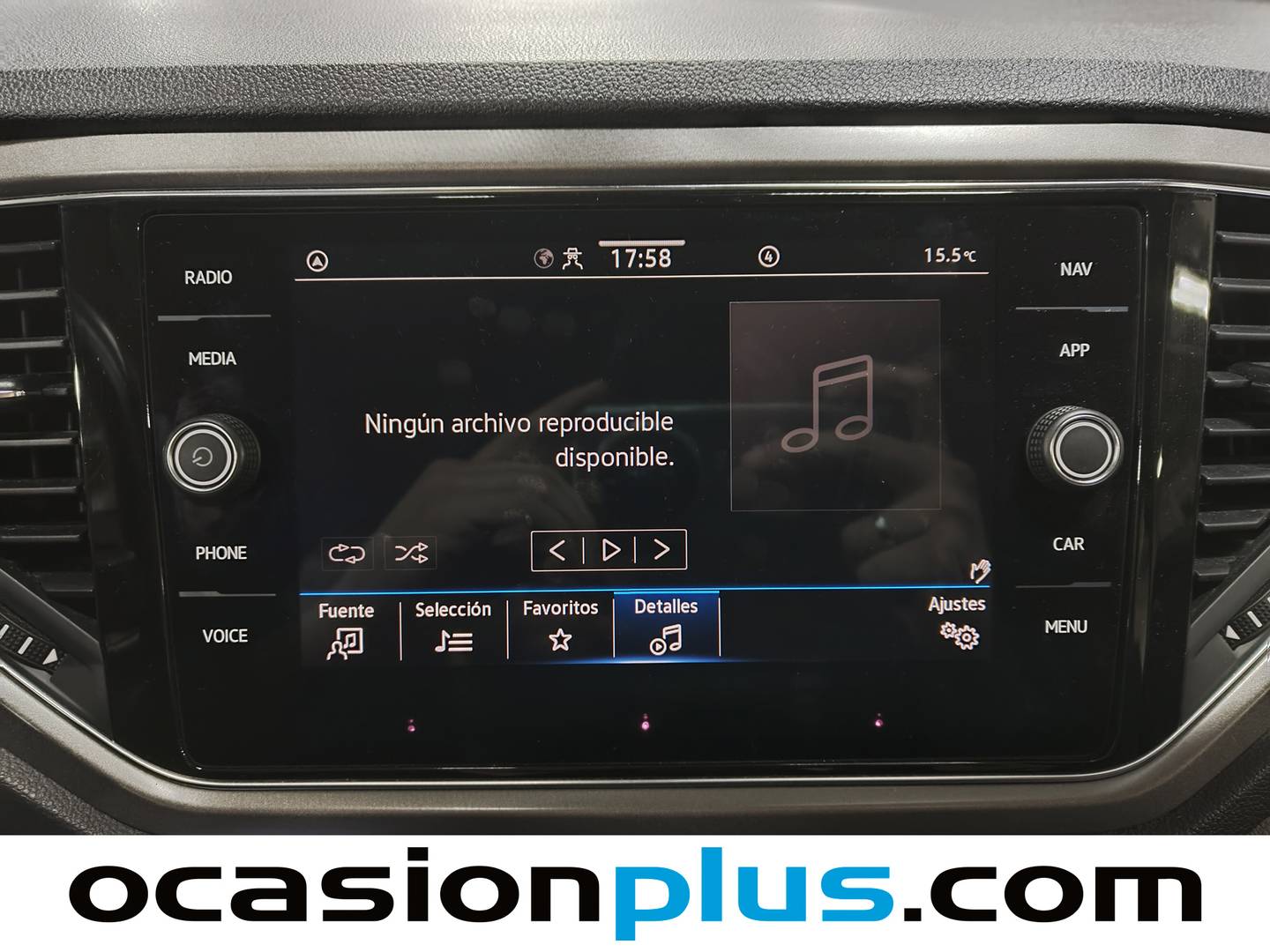 Foto Volkswagen T-Roc Volkswagen T-Roc Advance 1.0 TSI (110 CV)