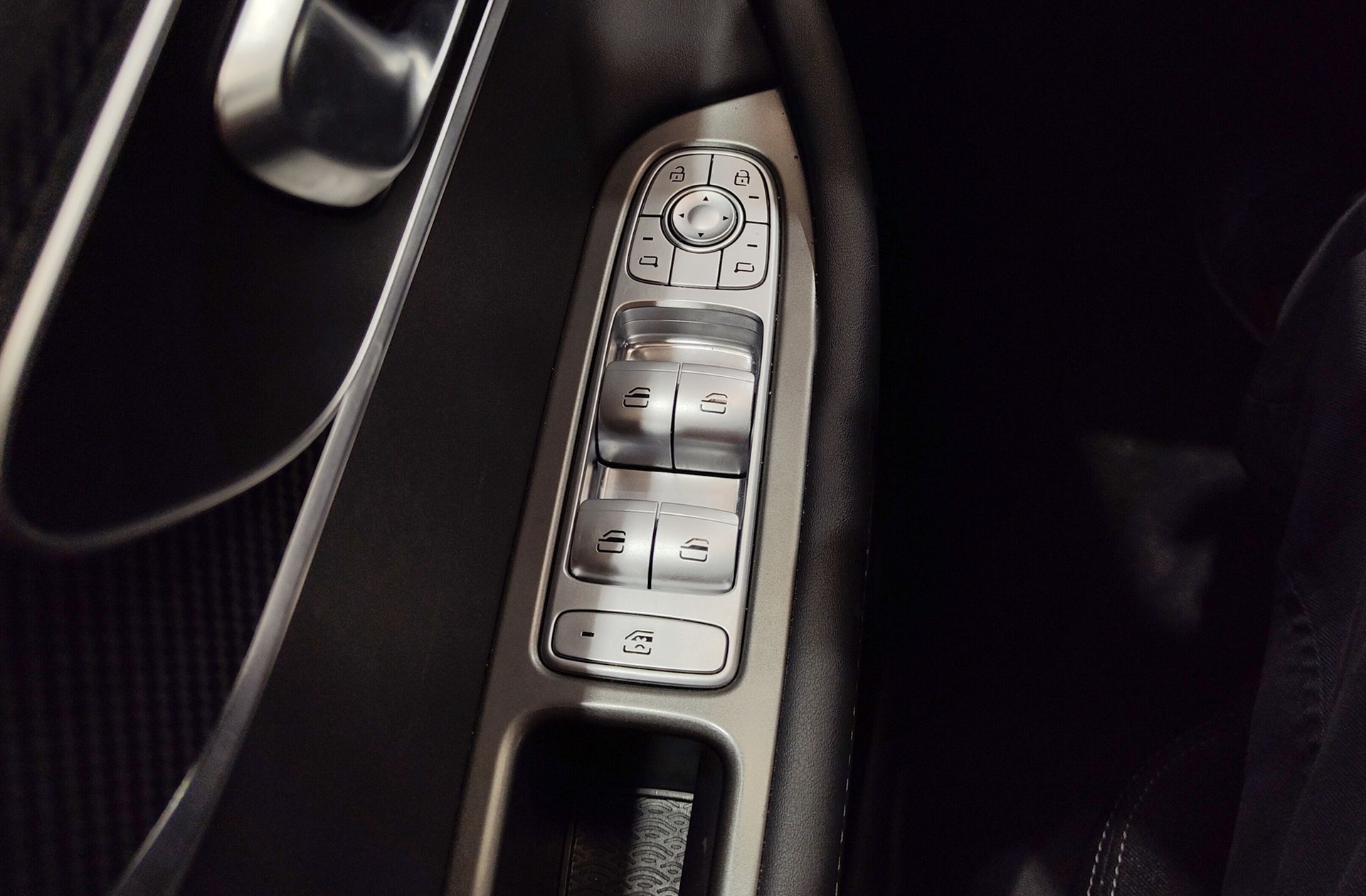Ebro s700 1.6 T-GDi Comfort DCT - foto 40