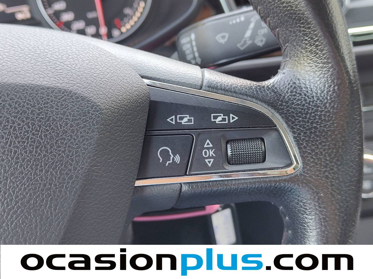 Acabados Seat León Seat León 1.6 TDI CR S&S Style DSG 77 kW (105 CV)